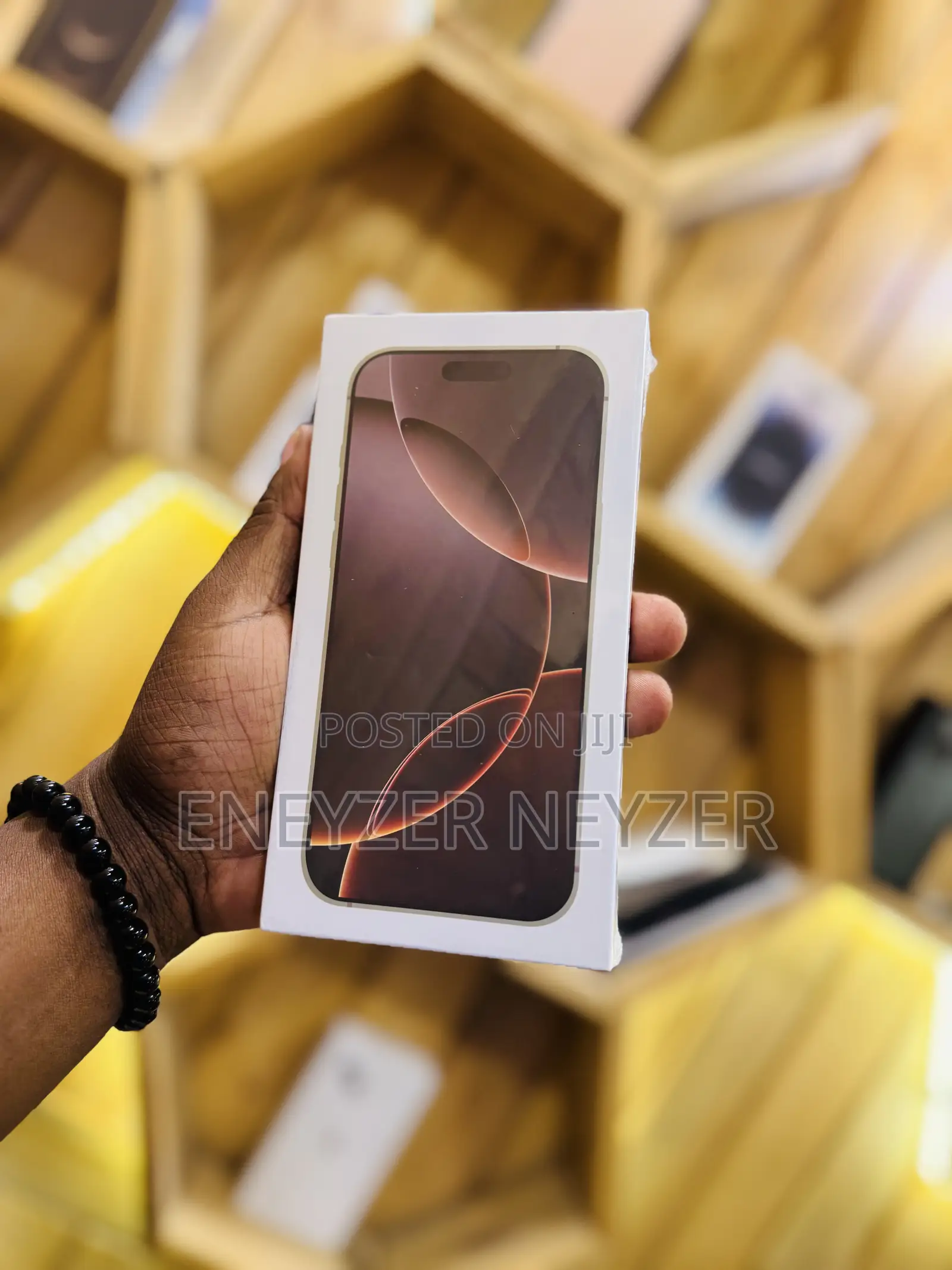New Apple iPhone 16 Pro 256 GB White