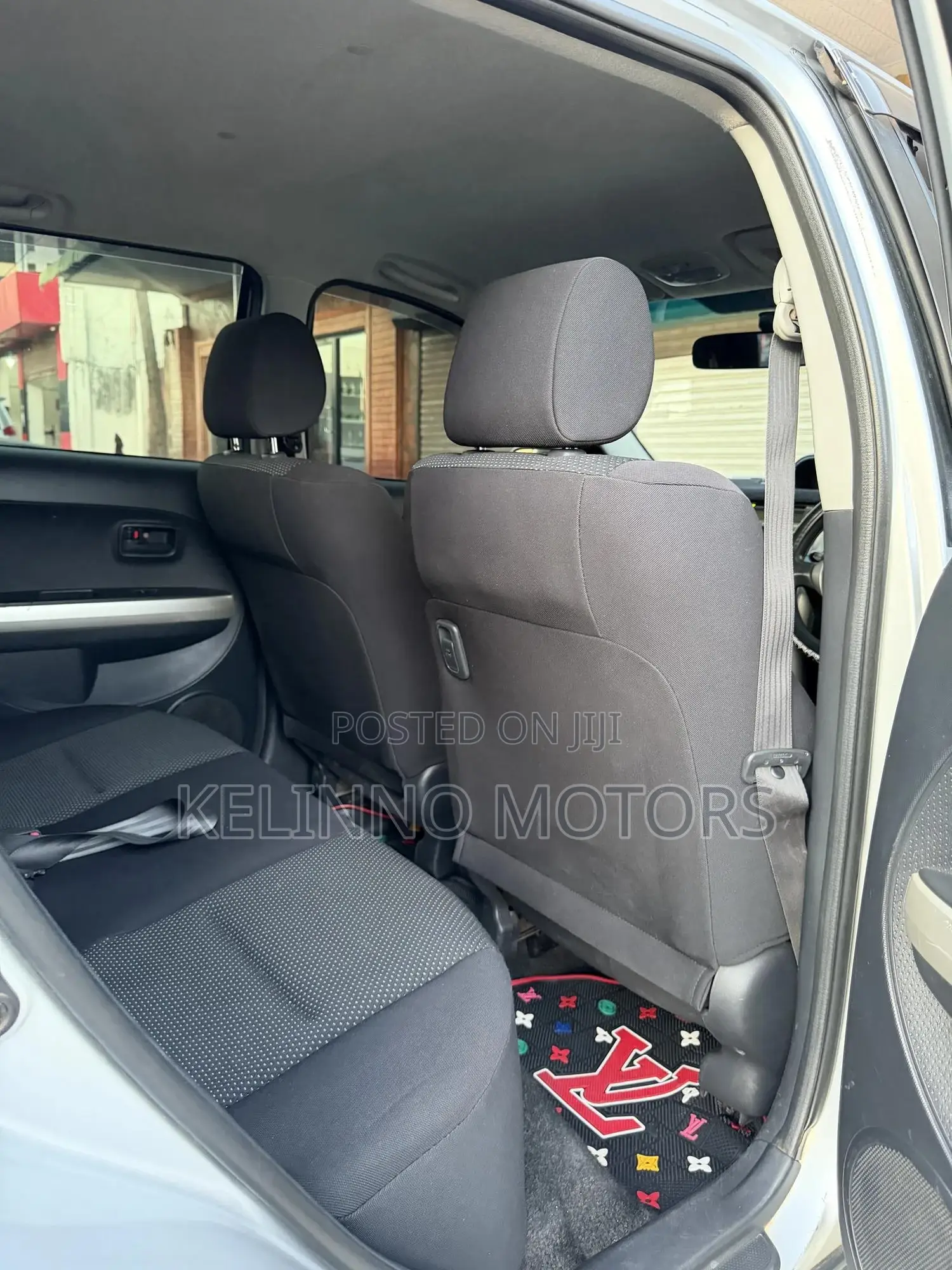 Toyota IST 2004 Silver