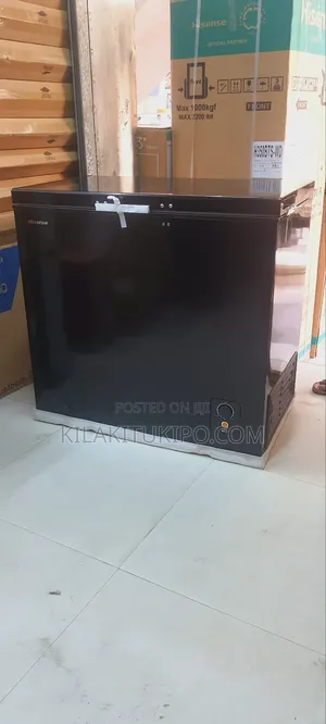 Hisense Black Chest Freezer 200l