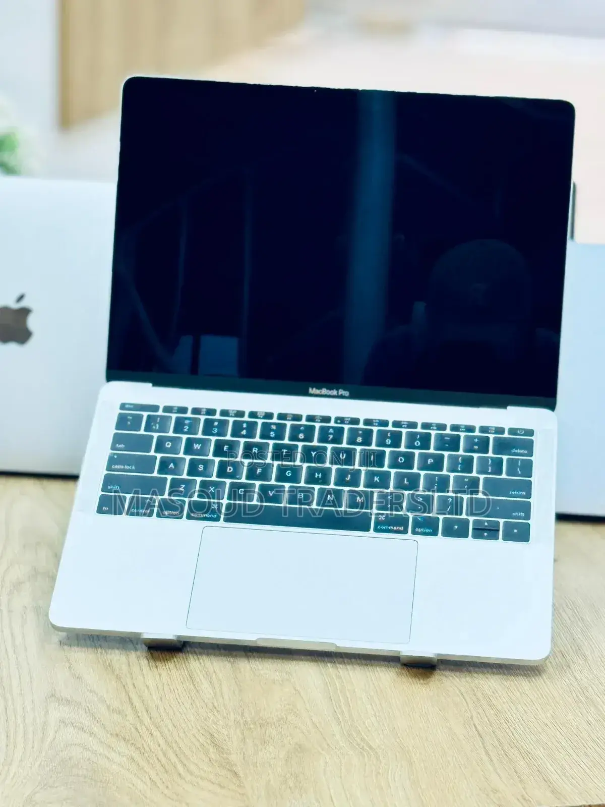 Laptop Apple MacBook Pro 2017 16GB Intel Core I7 SSD 1T