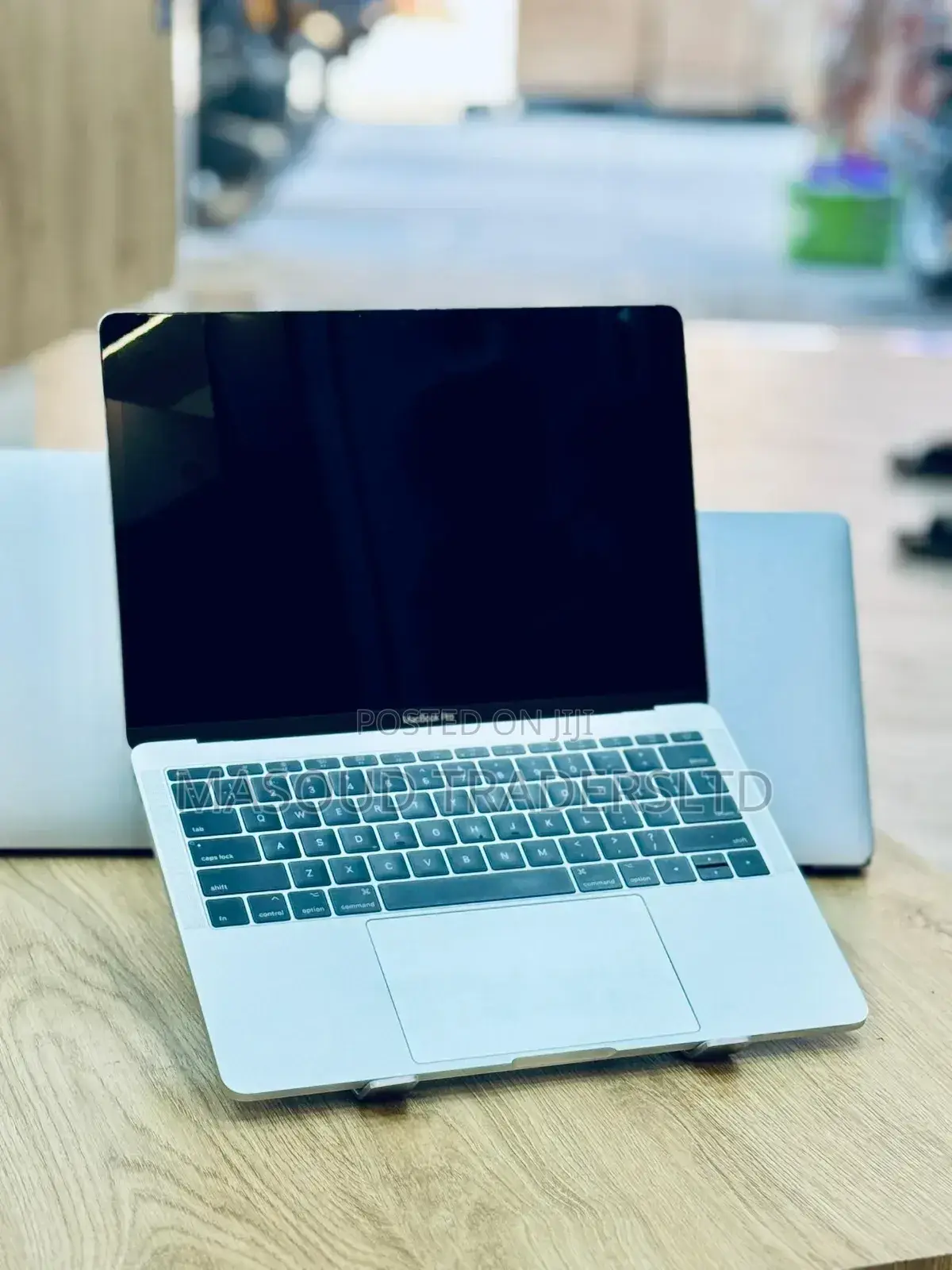 Laptop Apple MacBook Pro 2017 16GB Intel Core I7 SSD 1T