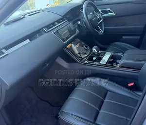 Land Rover Range Rover Velar 2022 Gray
