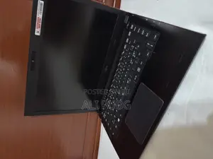 Laptop Fujitsu Lifebook UH554 8GB Intel Core i5 SSD 128GB