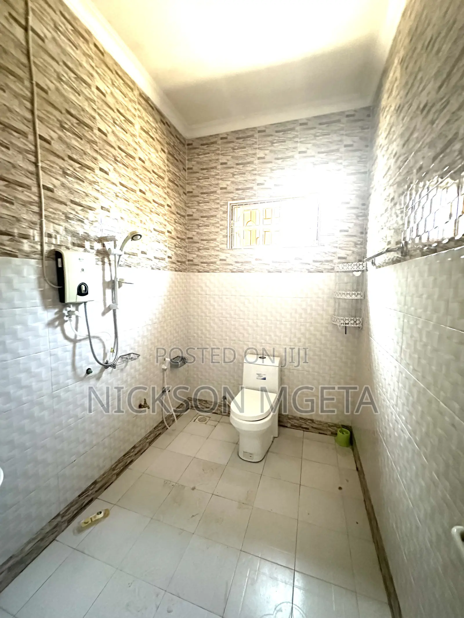 3bdrm House in Dalali Nick Mwanza, Buswelu for rent