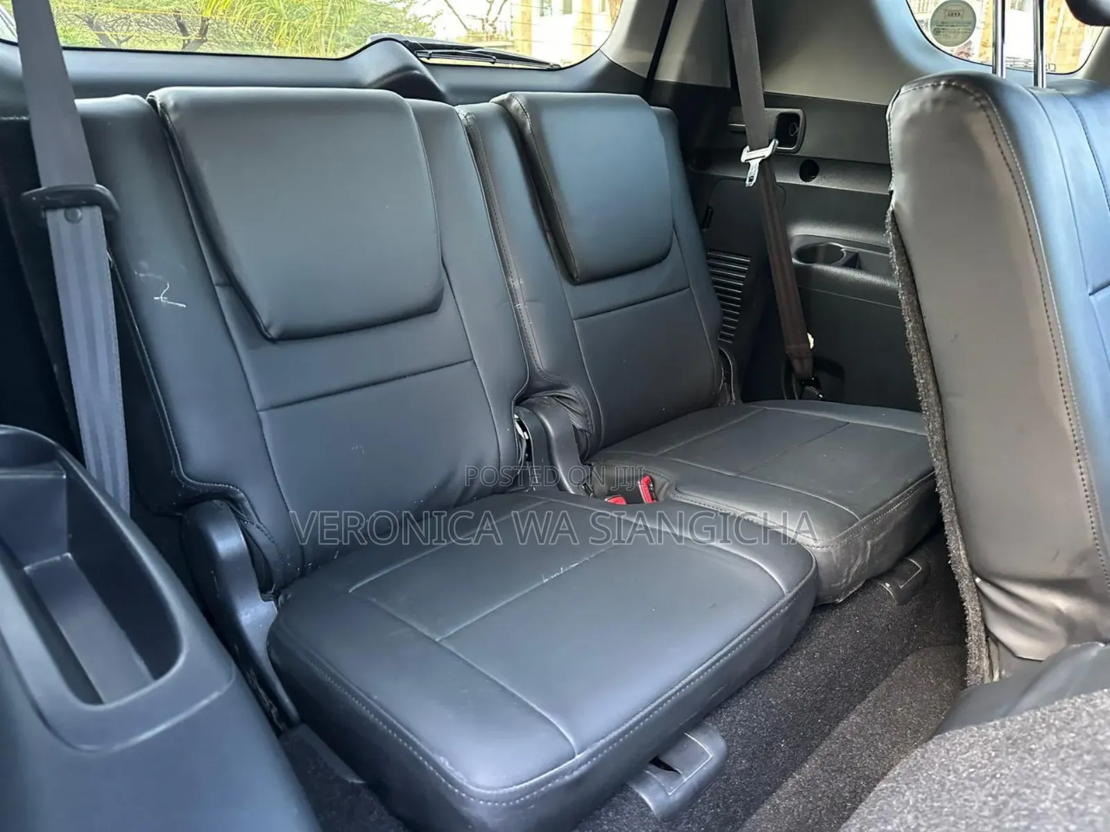 Toyota Vanguard 2010 Black