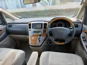 Toyota Alphard 2.4 Petrol AWD 2007 White