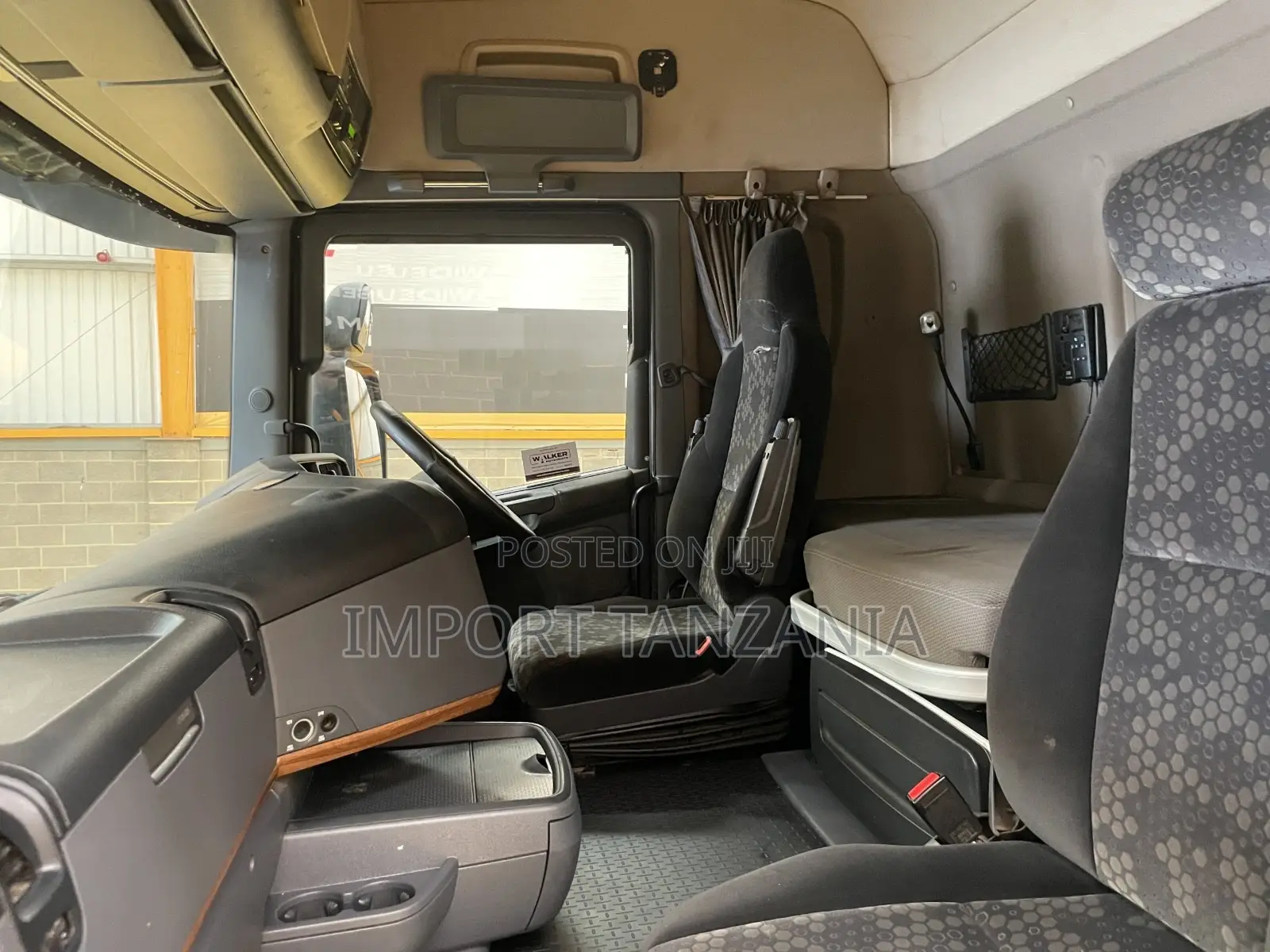 Scania P490 Tractor Unit