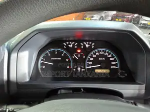 Toyota Land Cruiser 2017 Pearl