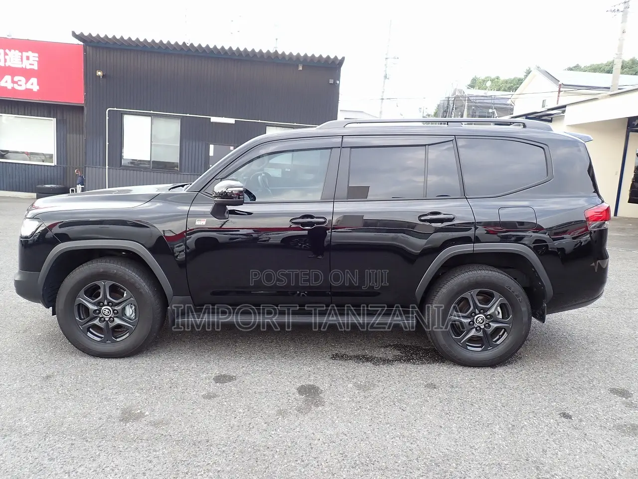 Toyota Land Cruiser 2023 Black