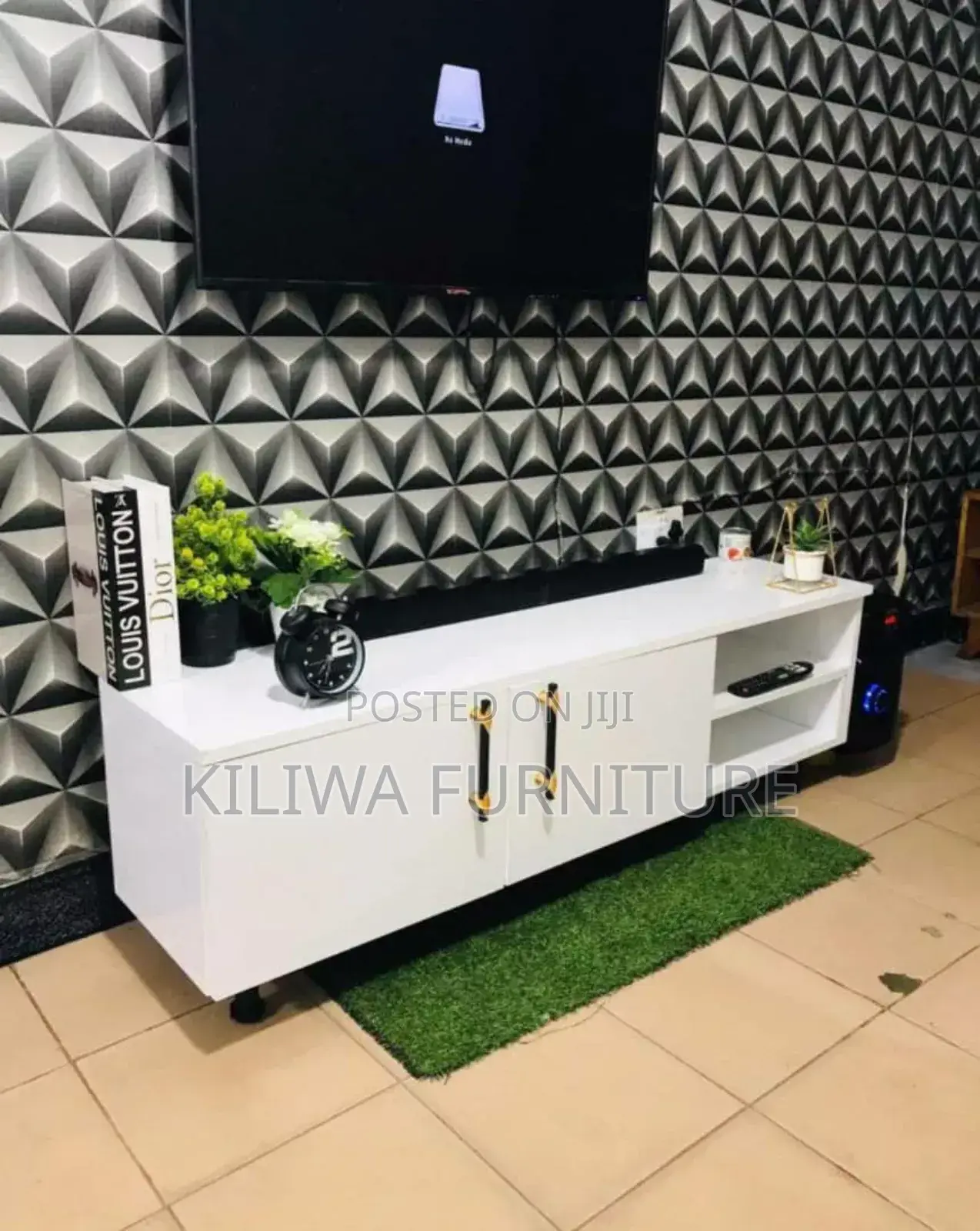 Tv Showcase Imara Sana 6ft
