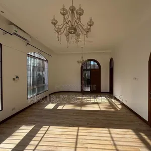 4bdrm Villa in Oyster Bay for rent