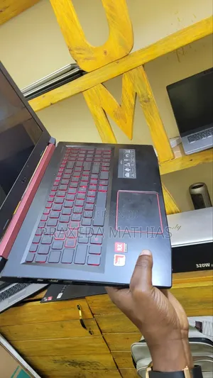 Laptop Acer Nitro 5 8GB SSD 512GB