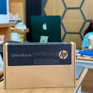 New Laptop HP OmniBook 5 Flip 14-Fp0023dx 8GB Intel Core 5 SSD 512GB