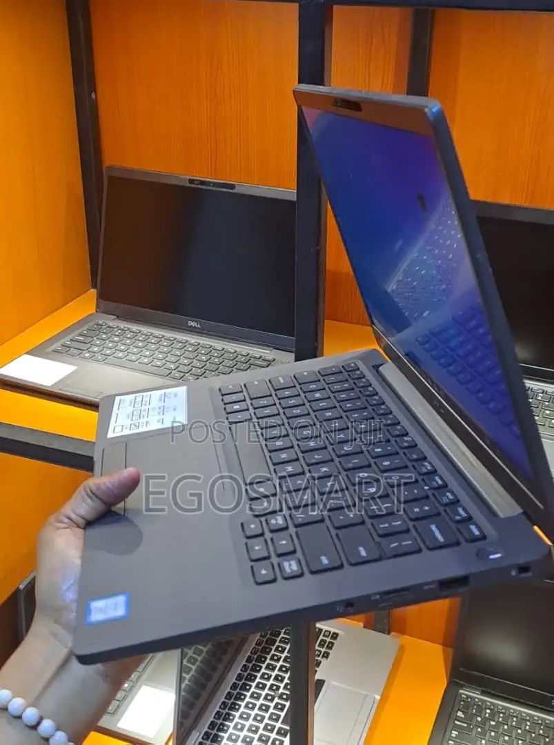 Laptop Dell Latitude 7300 8GB Intel Core I7 SSD 256GB