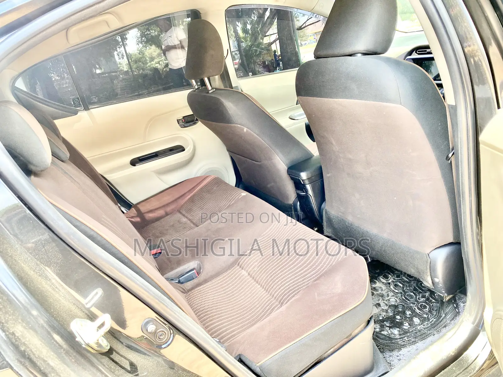 Toyota Aqua 2011 Black