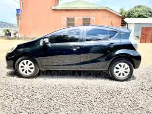 Toyota Aqua 2011 Black