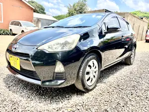 Toyota Aqua 2011 Black