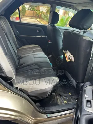 Toyota Harrier 2006 Gold