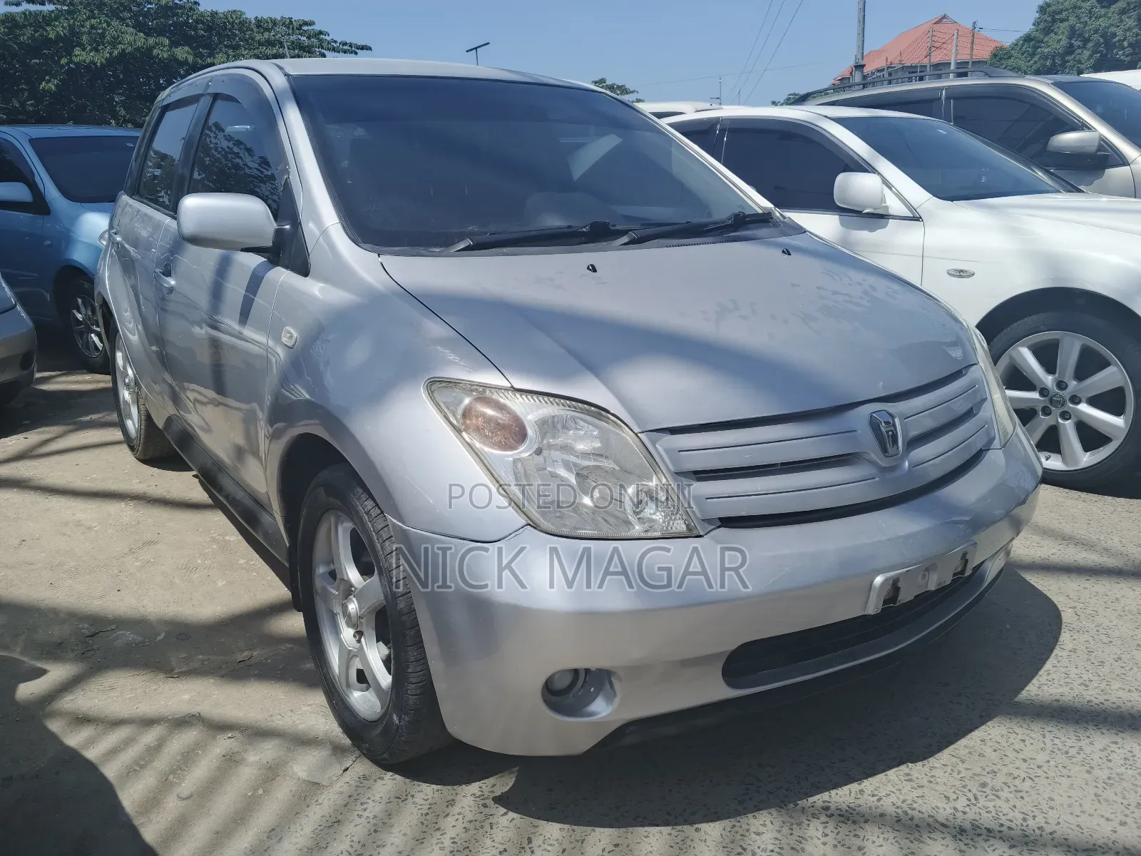 Toyota IST 2004 Silver