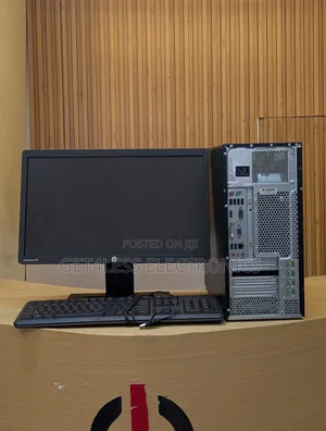 Desktop Computer Fujitsu Celsius W550 8GB Intel Core I5 HDD 500GB