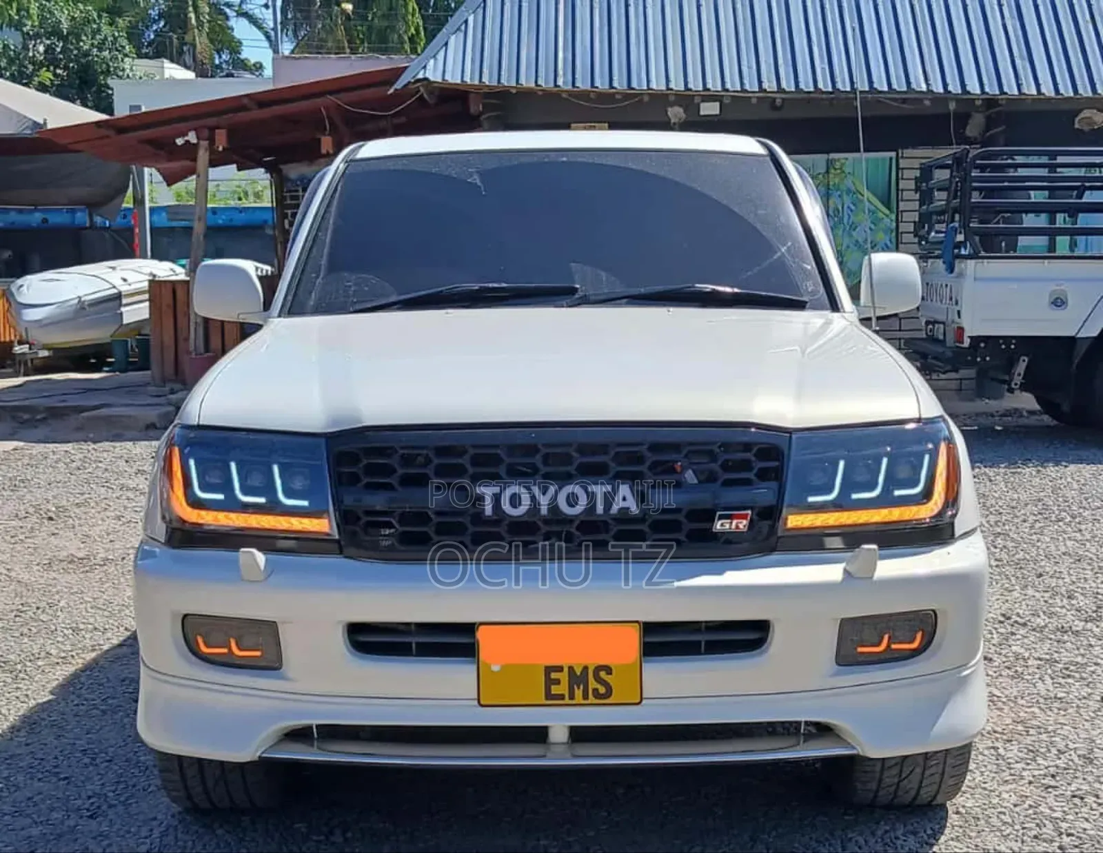 Toyota Land Cruiser 2006 White