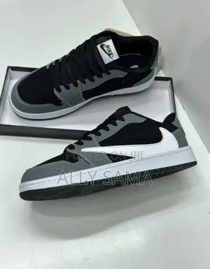 Men's Sneakers Nikesb Material Leather