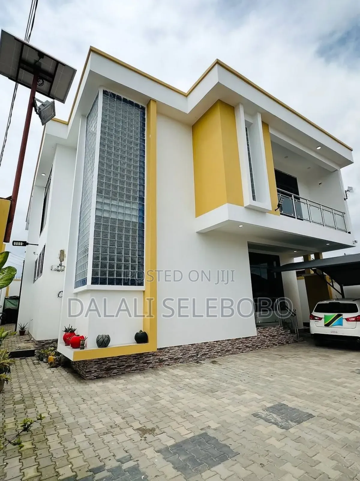 4bdrm Bungalow in Makumbusho, Kinondoni for sale