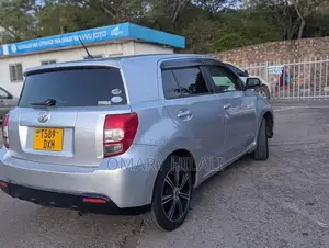 Toyota IST 2007 Silver