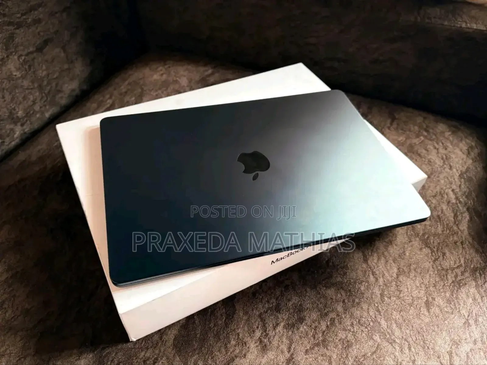 New Laptop Apple MacBook Air 2025 M4 15-Inch 24GB Apple M4 SSD 512GB