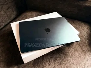New Laptop Apple MacBook Air 2025 M4 15-Inch 24GB Apple M4 SSD 512GB