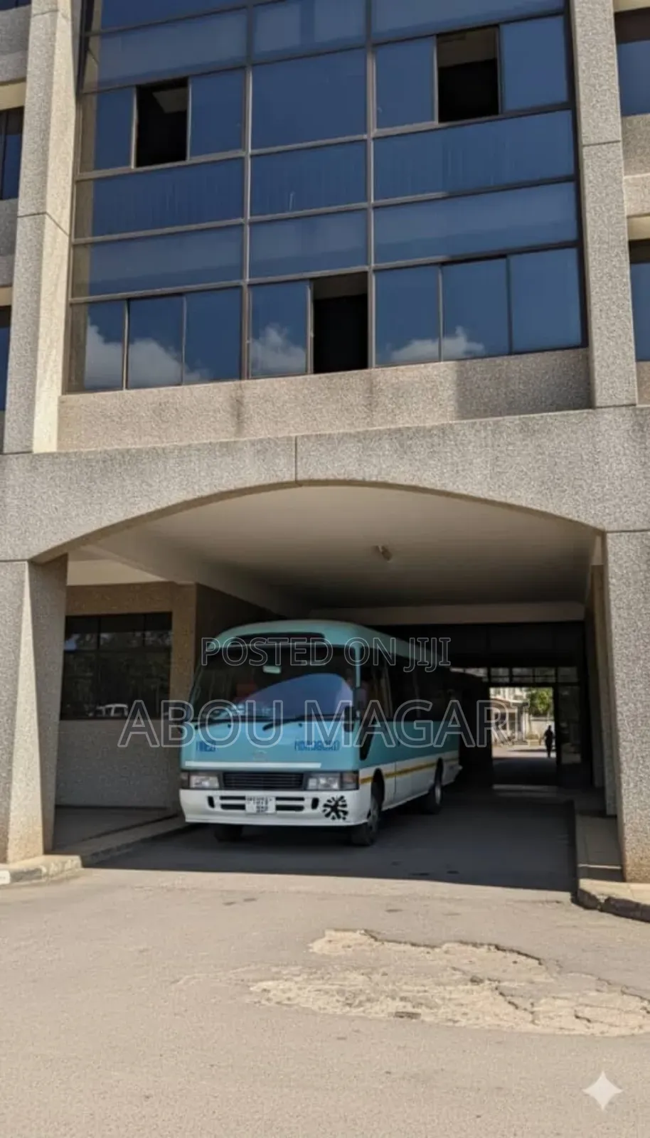 Toyota Coaster 2002 Blue