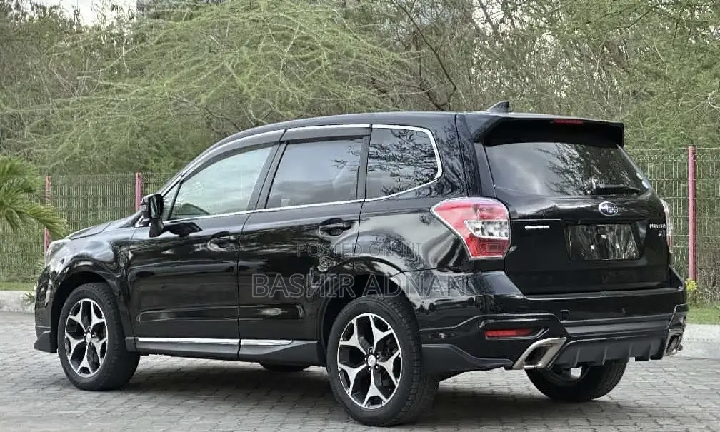 Subaru Forester 2.0XT Touring 4dr SUV AWD (2.0L 4cyl Turbo CVT) 2015