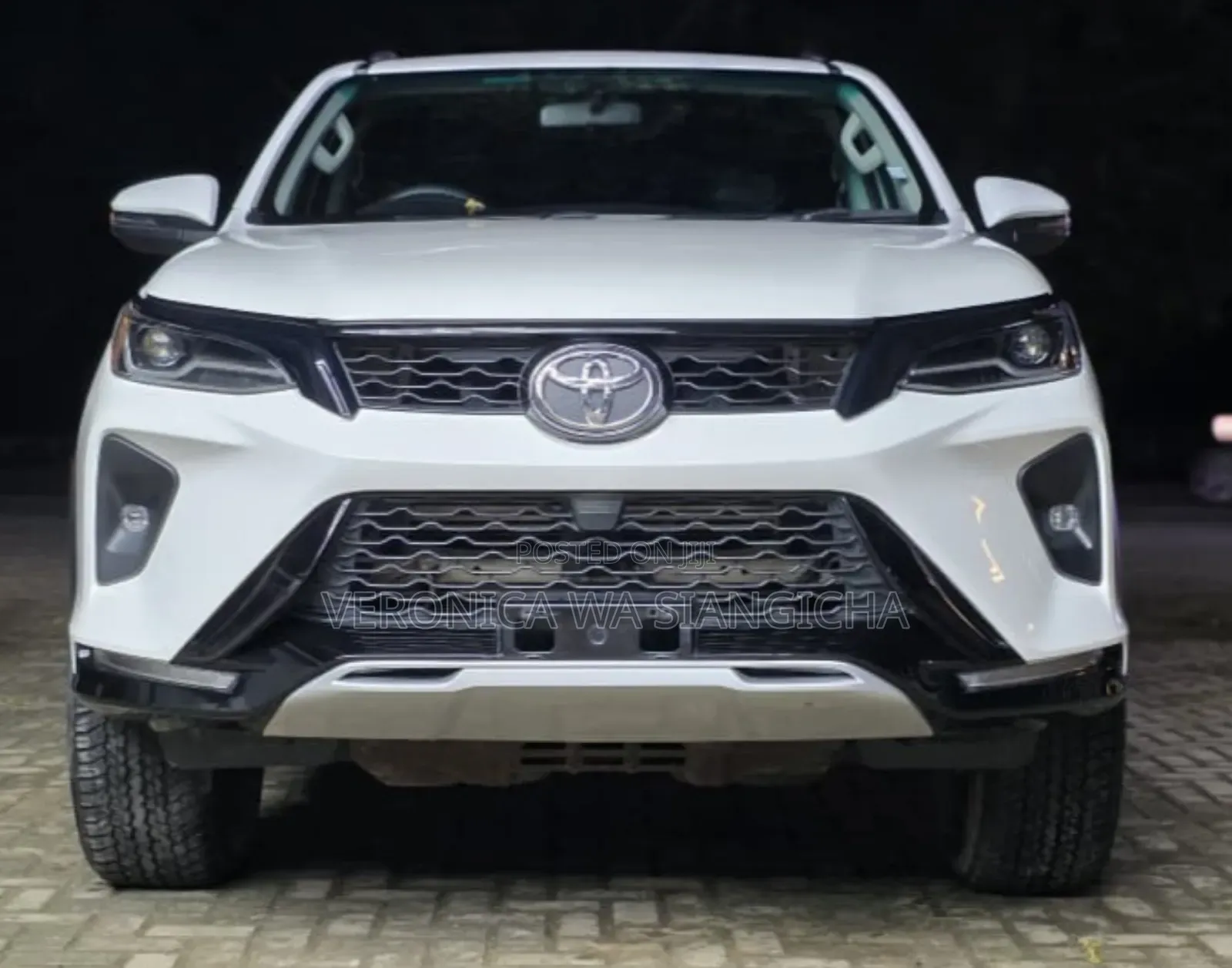 Toyota Fortuner 2023 White
