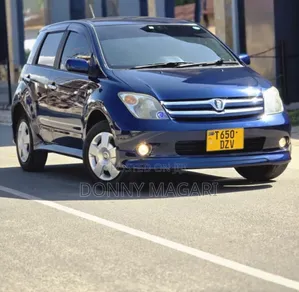 Toyota IST 2004 Blue