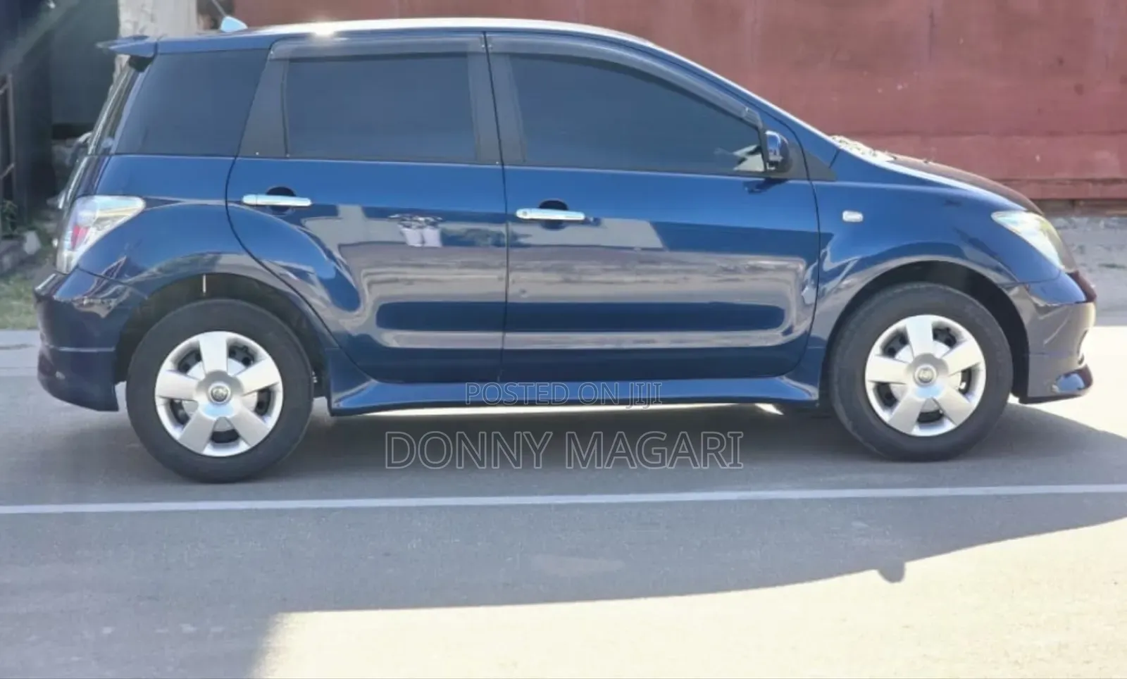 Toyota IST 2004 Blue