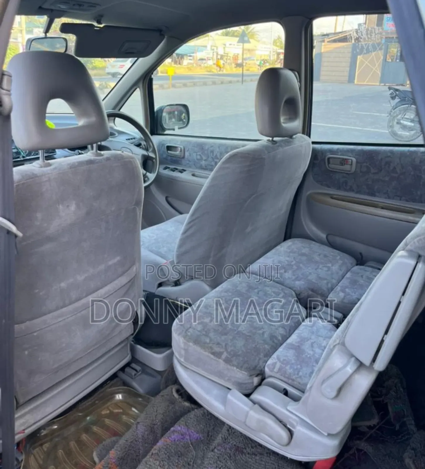 Toyota Corolla Spacio 2000 Silver