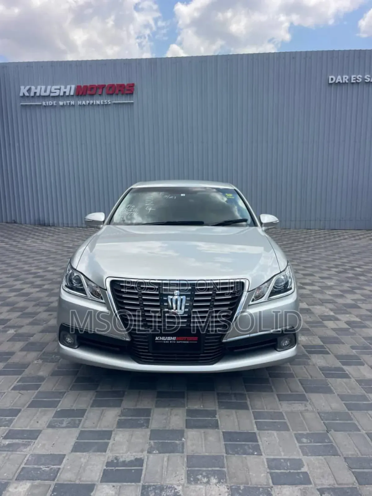 Toyota Crown 2014 Silver