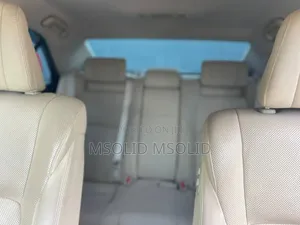 Toyota Crown 2014 Silver
