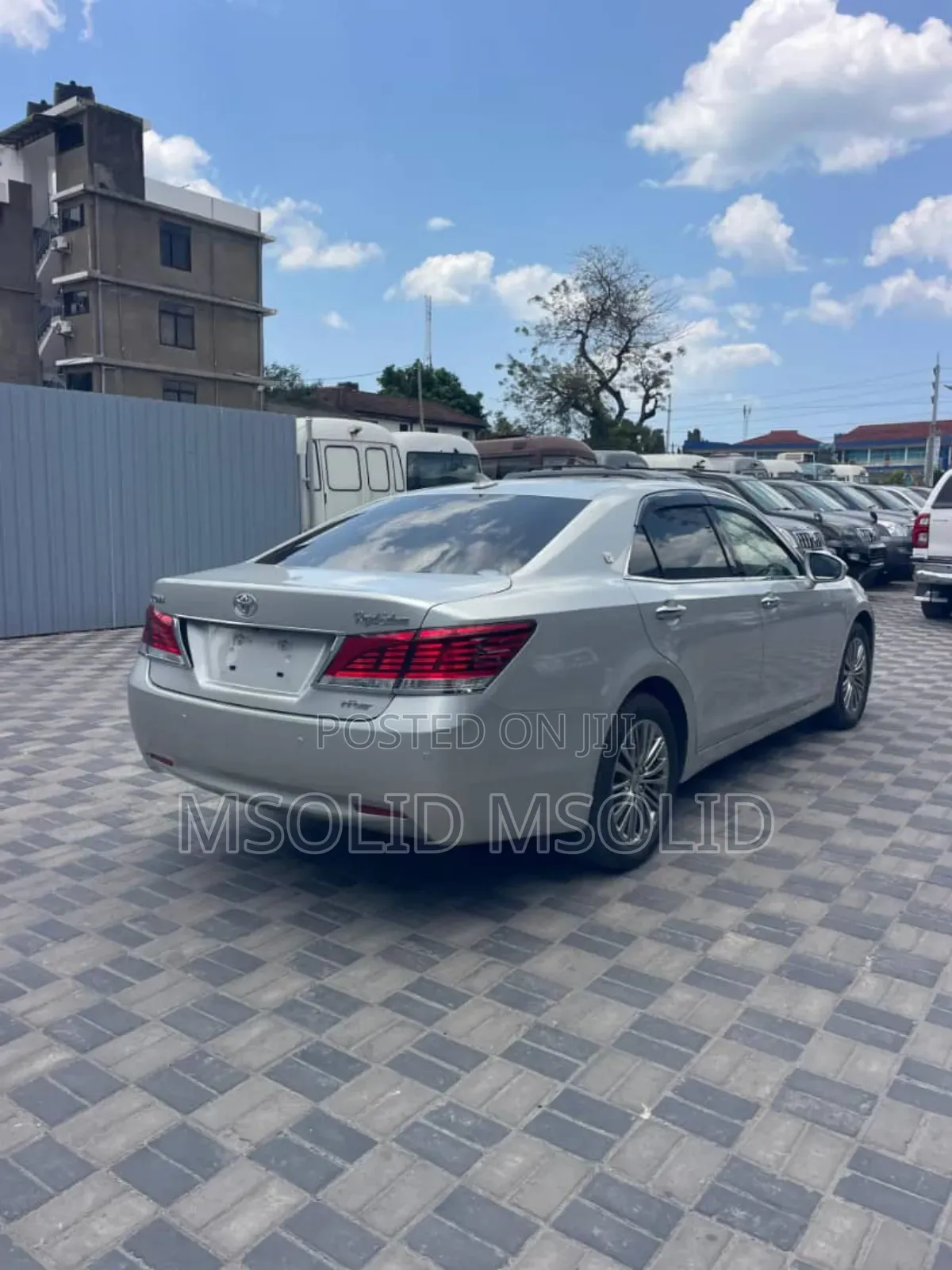 Toyota Crown 2014 Silver