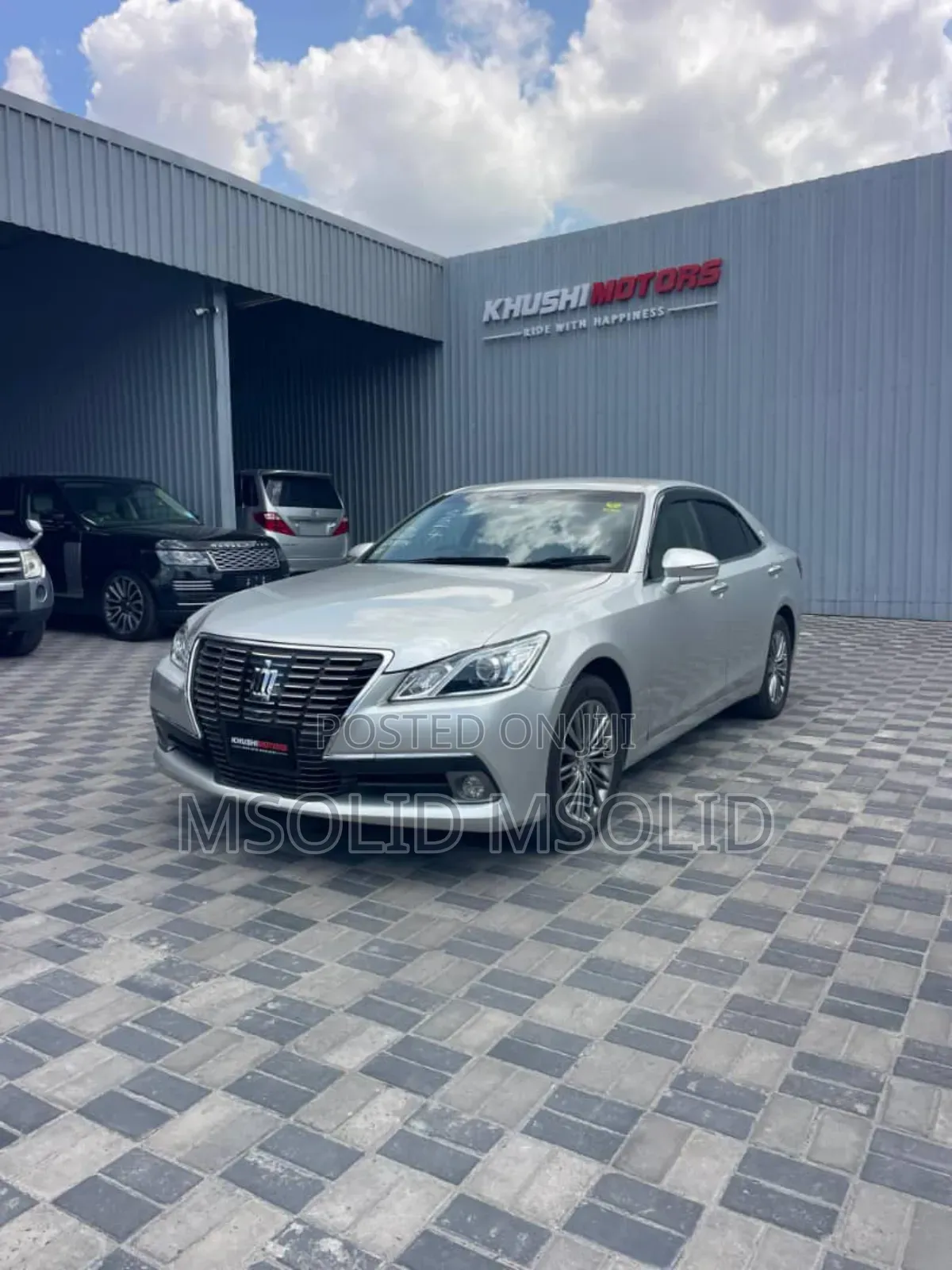 Toyota Crown 2014 Silver