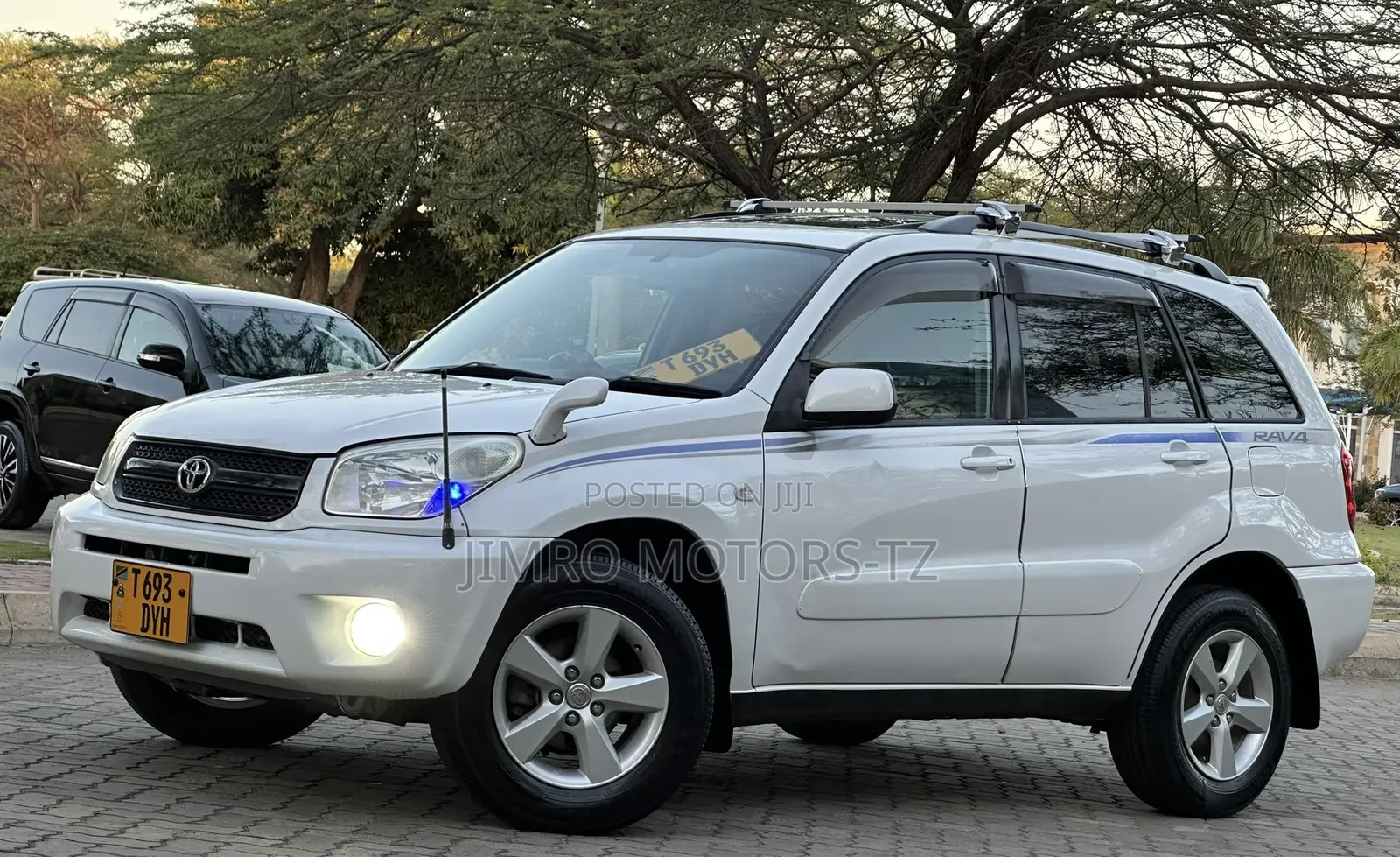 Toyota RAV4 2005 White