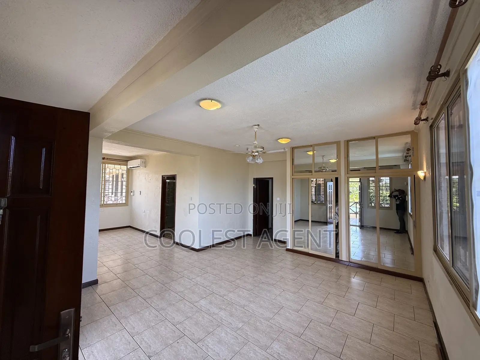 4bdrm Villa in Coolest Estate, Masaki for rent