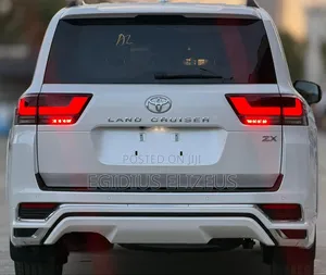 New Toyota Land Cruiser 2024 White