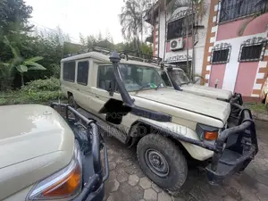 Toyota Land Cruiser 79 Series 1999 Beige