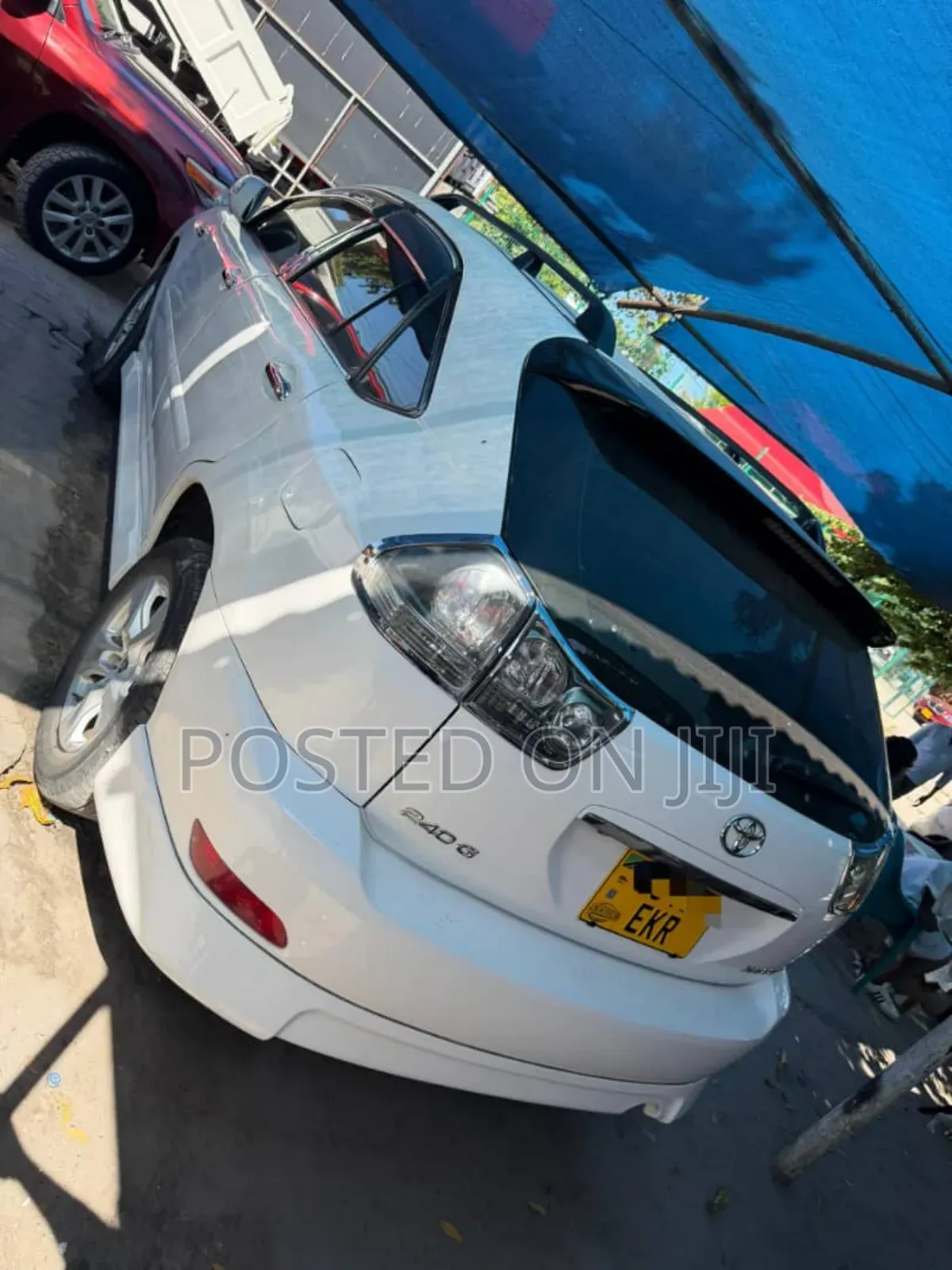 Toyota Harrier 2006 White