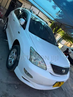 Toyota Harrier 2006 White