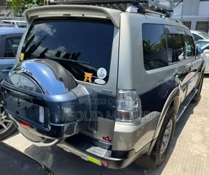 Mitsubishi Pajero 2008 Gray