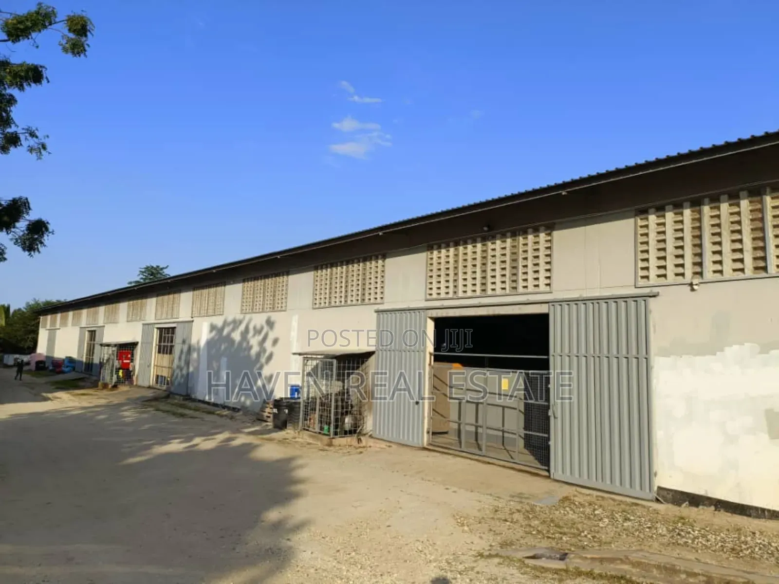 Godowns,Yard and Office for Sale at Mbezi Beach