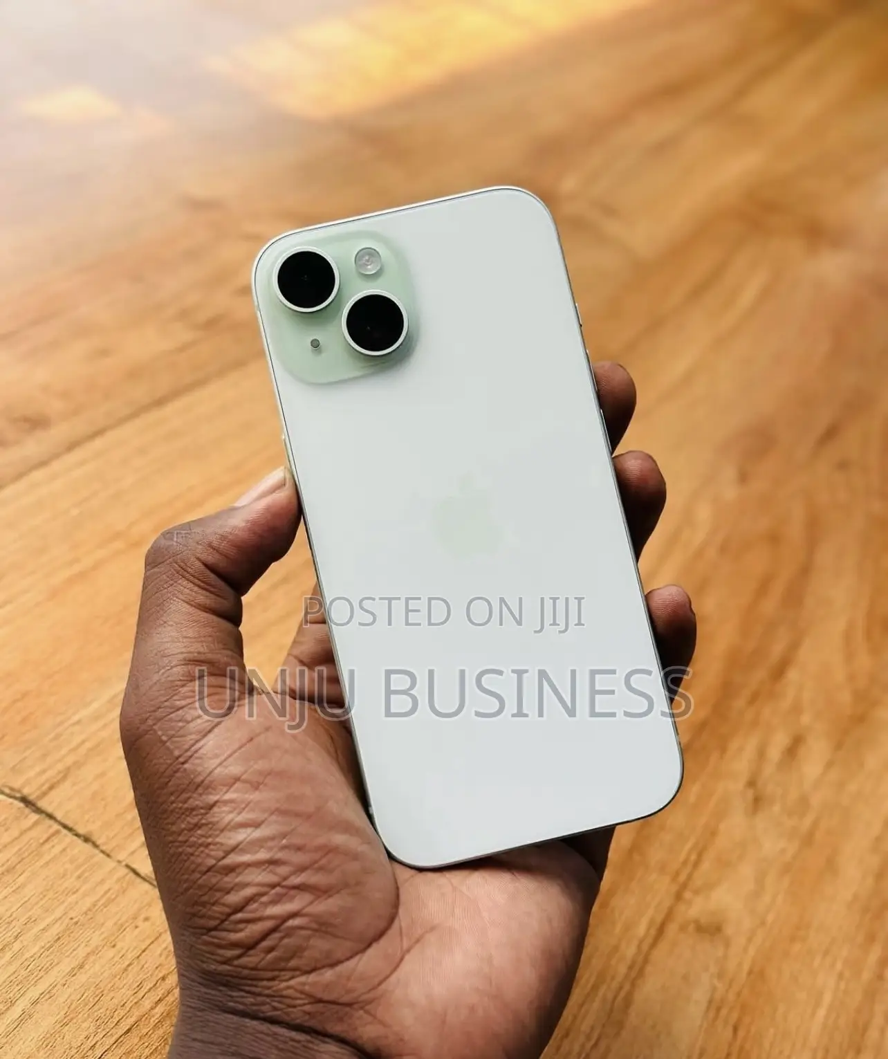 Apple iPhone 15 128 GB Green