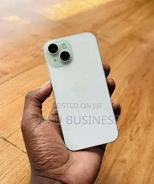 Apple iPhone 15 128 GB Green